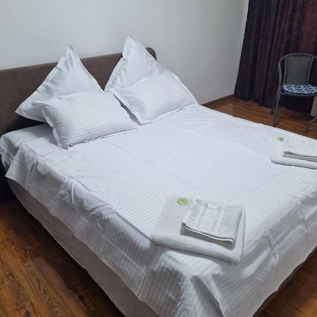Anto2 Apartment Кълъраш Екстериор снимка